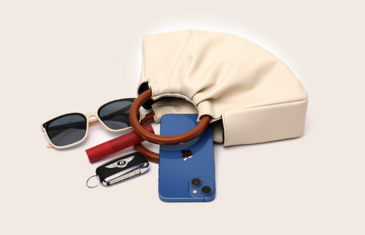 Cream Curve Shell Bag – Soft Structure, Bold Street Style