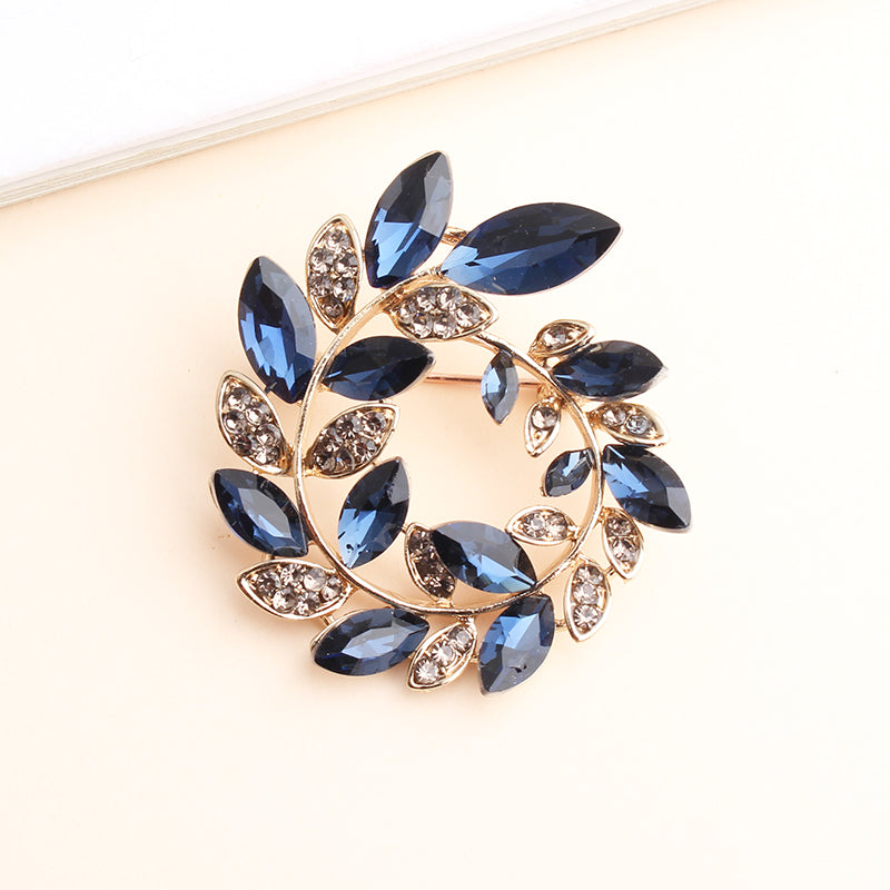 Blue Shiny Wreath Alloy Inlay Rhinestones Brooch