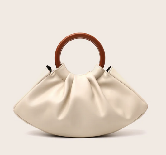 Cream Curve Shell Bag – Soft Structure, Bold Street Style