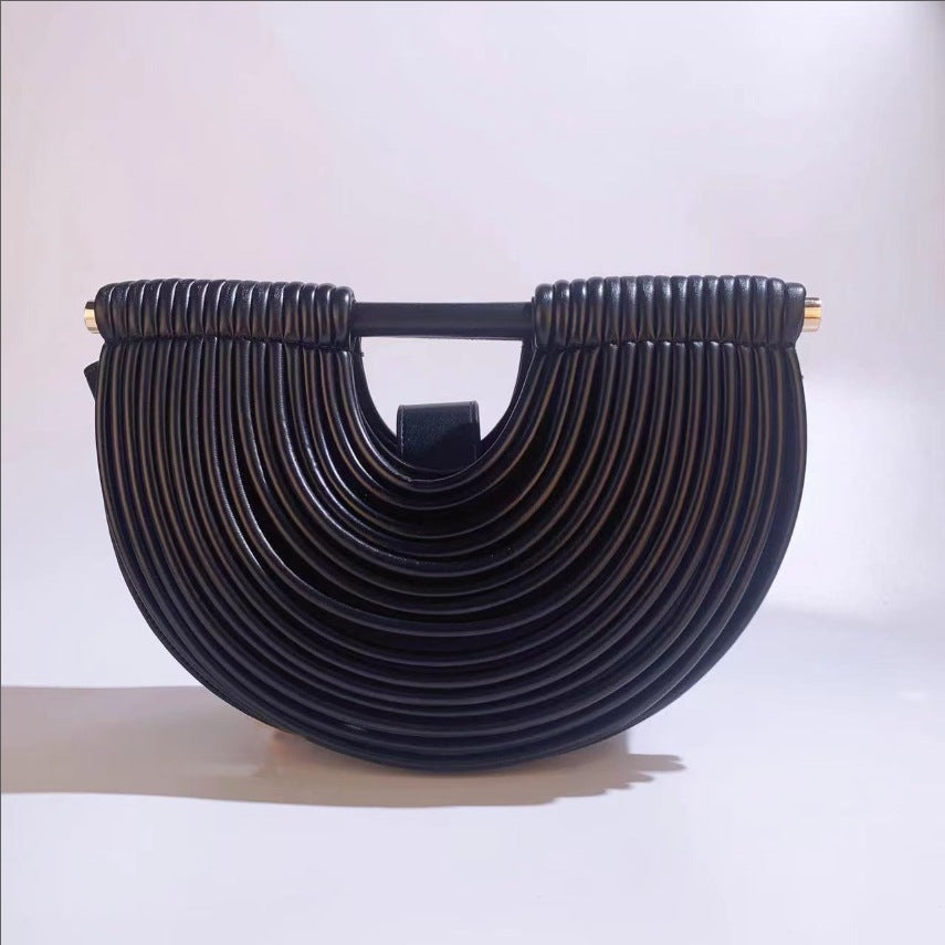 The Noir Bamboo-Inspired Clutch – Retro Black