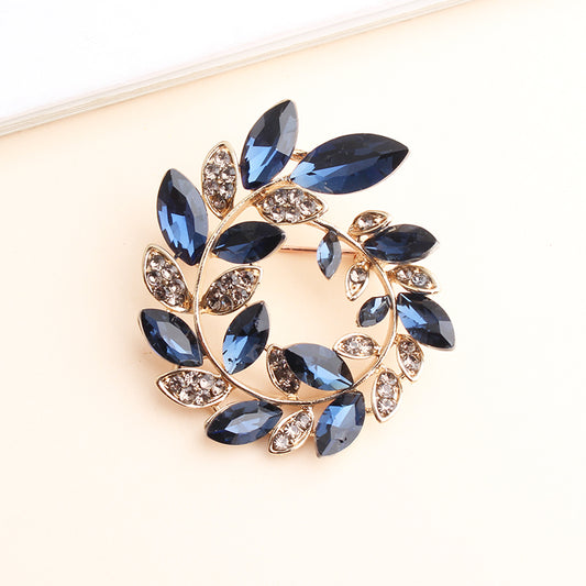 Blue Shiny Wreath Alloy Inlay Rhinestones Brooch