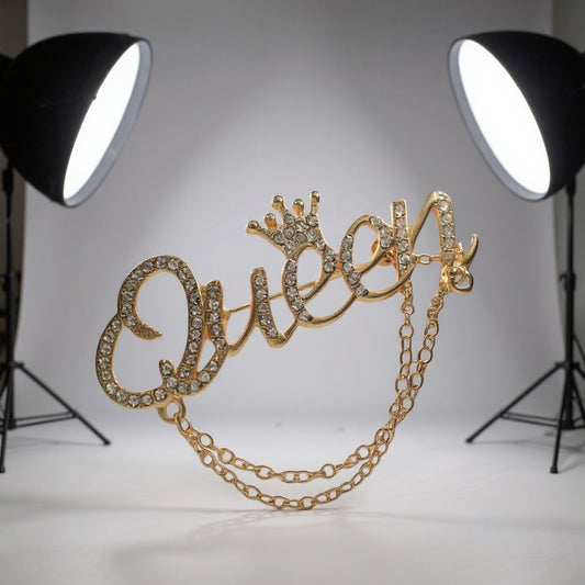 Gold Queen Chain letter Brooch for women